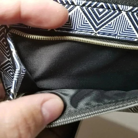 {Dabney Lee} Geometric Shapes Zipper Wallet - Picture 5 of 9